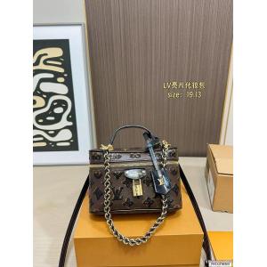 ブランド コピー 販売お手頃!オシャレ 少数入荷 都会的な印象のスタイルバッグLOUIS VUITTON