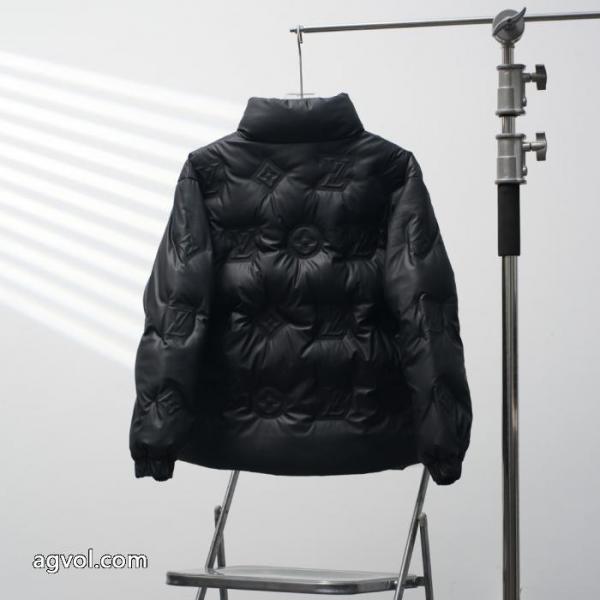 HOT最新作 少量再入荷 今年のトレンド!偽 ブランド 販売 ダウンジャケットルイ ヴィトン. 2