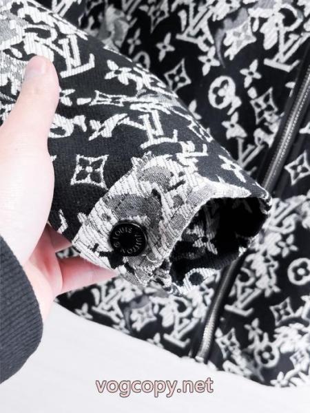 ジャケットLOUIS VUITTONコピー 品 販売日本未入荷 一番人気 人気定番 2