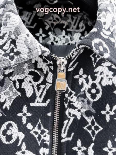 ジャケットLOUIS VUITTONコピー 品 販売日本未入荷 一番人気 人気定番 4