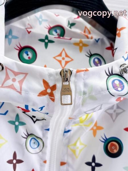 優等品 今年風 高級感が好評ですブランド コピー 着払いジャケットLOUIS VUITTON 4