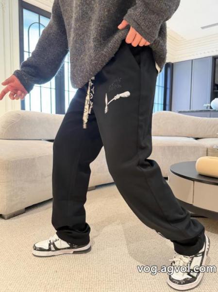 限定生産品 全国無料品質保証 秋冬の爽やかなスタイルLOUIS VUITTONスラックススーパー コピー メンズ 0 
