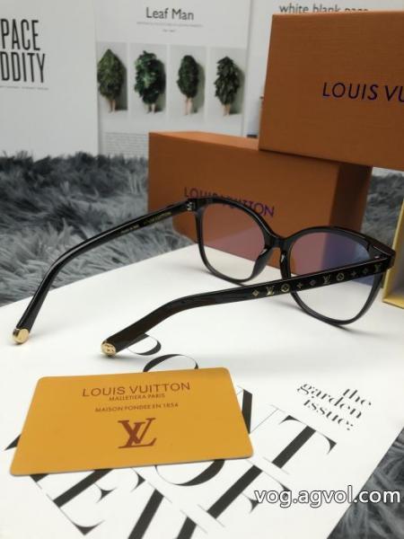 サングラスコピー ブランド人気が続行限定アイテム 海外販売開始 アイドル着用LOUIS VUITTON 0 