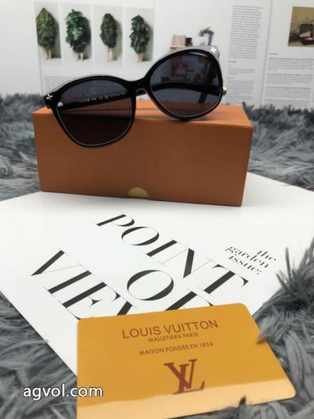 ブランド コピー ショップ最新話題沸騰中 海外モデル 軽くて嬉しいLOUIS VUITTONサングラス 5