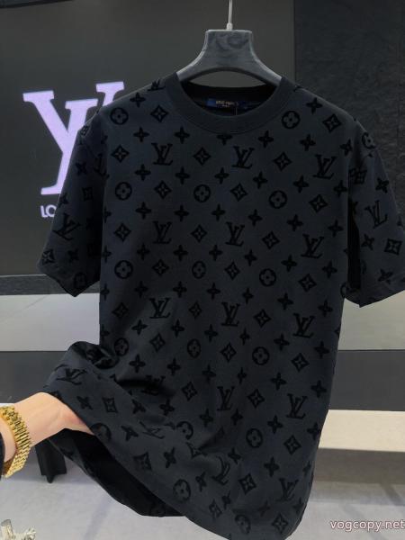 半袖Tシャツ質感に満足 個性的なデザイン 個性派 スーパー コピーLOUIS VUITTON 0