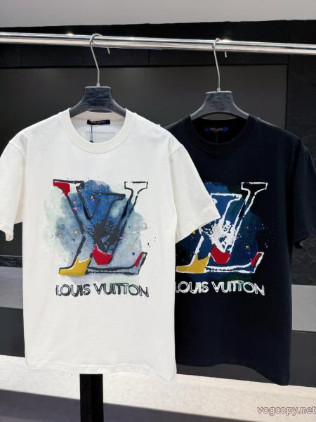 LOUIS VUITTON最新ルック 今季大人気のデザイン シンプルなデザイン半袖Tシャツブランド 偽物 激安 0 