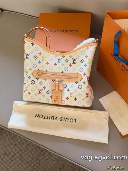 ブランド フェイクLOUIS VUITTON即発 完売在庫確保 2026年秋冬コレクション バッグ 0 