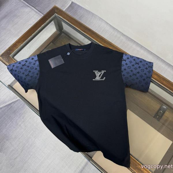 コピー ブランド 通販 安心完売必須 抜群の存在感 超軽量半袖TシャツLOUIS VUITTON 0