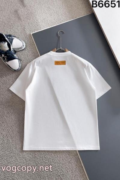 半袖Tシャツブランド コピーLOUIS VUITTON大注目 主役級アイテム 今一番熱い 5 