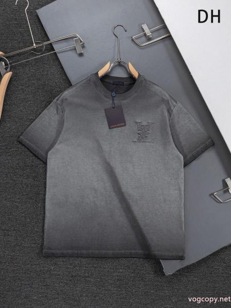 品質保証安い 大人気国内発送 先行販売半袖Tシャツ 2026ブランドコピーLOUIS VUITTON 0 