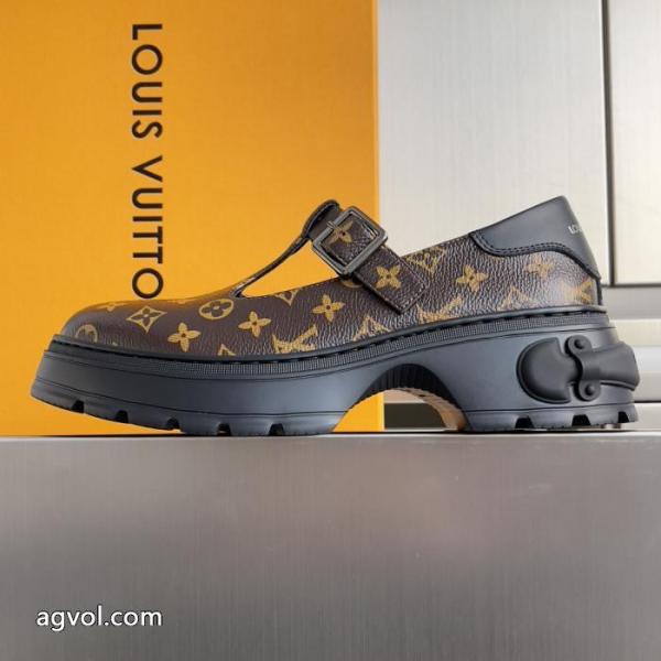 偽物 通販 サイトLOUIS VUITTON スニーカー有名な 期間限定セール デザイン性と機能性を備えている. 2