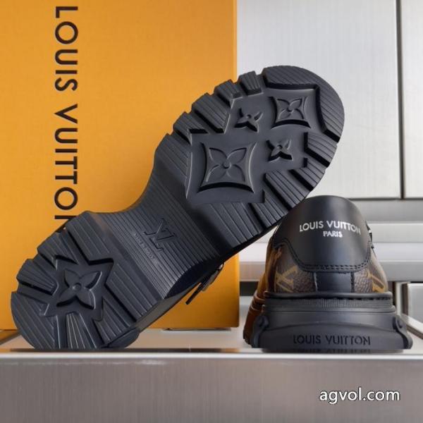 偽物 通販 サイトLOUIS VUITTON スニーカー有名な 期間限定セール デザイン性と機能性を備えている. 6