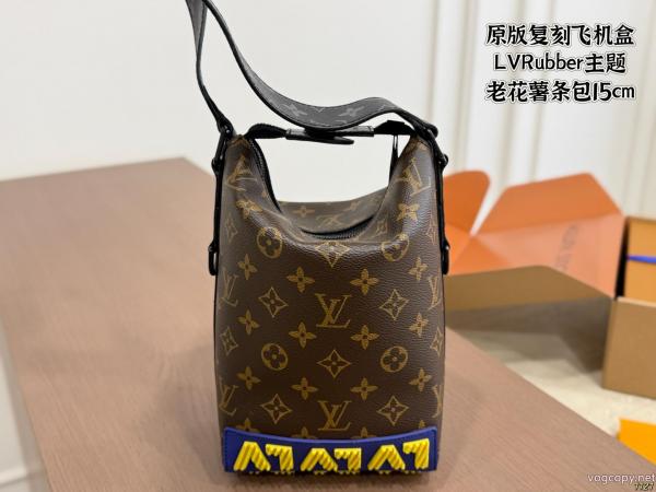 偽 ブランド 通販LOUIS VUITTON綺麗に決まるフォルム! VIPセール 今すぐ欲しいバッグ 0