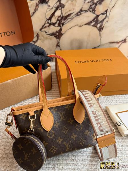 季節限定販売 2026年最注目の 今季流行りバッグLOUIS VUITTONブランド コピー 販売 0