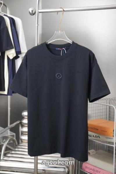 半袖TシャツLOUIS VUITTON軽くて嬉しい 話題の新作到着 最大の魅力ブランド 品 コピー 2