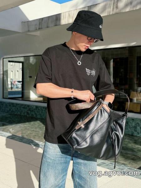 半袖TシャツLOUIS VUITTONコピー 品 販売現地でついに発売 魅力的な 魅力的 0
