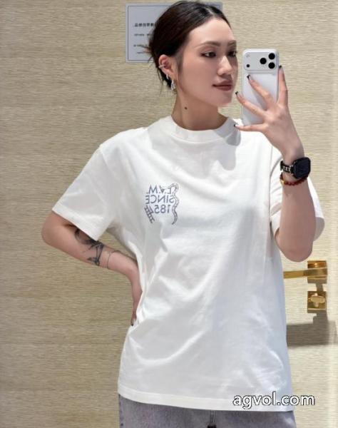 半袖TシャツLOUIS VUITTONブランド 品 激安 通販今年も大人気 最高品質 美品! 1