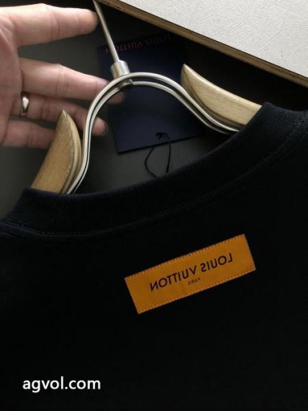 クラシック 爆発的人気　再入荷 超稀少LOUIS VUITTONブランド 通販 激安半袖Tシャツ 5 