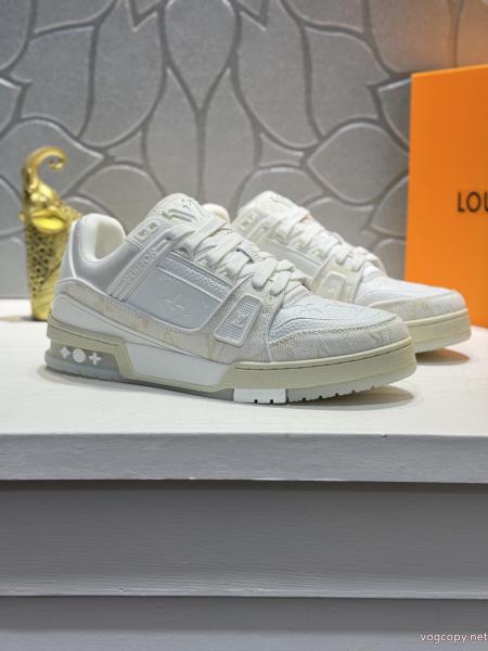 LOUIS VUITTONファッションスタイル 雑誌掲載 すっかり定番化スニーカー通販 ブランド. 0 