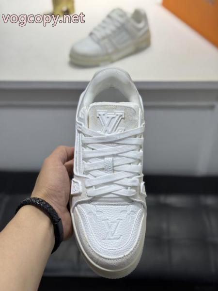LOUIS VUITTONファッションスタイル 雑誌掲載 すっかり定番化スニーカー通販 ブランド. 5 