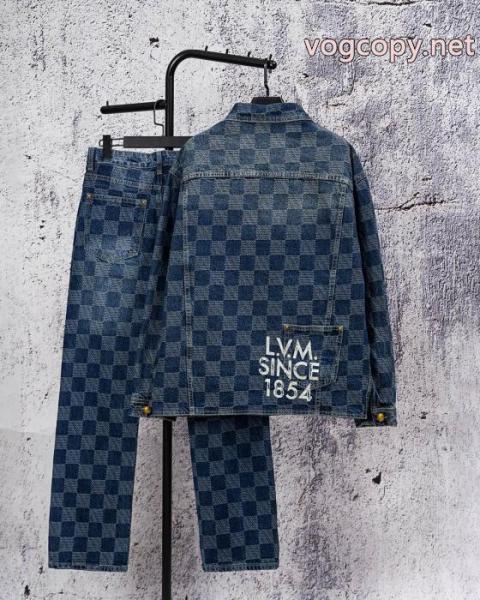 ついに登場 大人の品漂う 存在感のある ブランド 偽物 激安コートLOUIS VUITTON 4