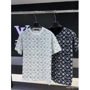 今GETしたい セール中 最旬のスタイルLOUIS VUITTONコピー ブランド 販売半袖Tシャツ