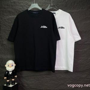 半袖Tシャツマストアイテム 可愛い新モデル 最新話題沸騰中LOUIS VUITTONコピー 商品 販売