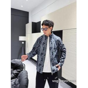 人気ブランド  大人気商品 首胸ロゴ  LOUIS VUITTONコート通販 ブランド