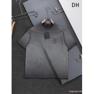 品質保証安い 大人気国内発送 先行販売半袖Tシャツ 2026ブランドコピーLOUIS VUITTON