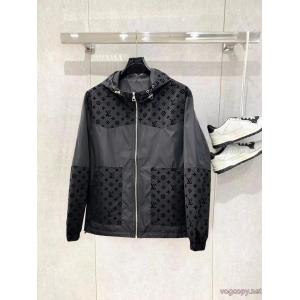 人気定番得価 高級ダウンのフィルパワーについて 2026最新作ジャケットコピー 品 ブランドLOUIS VUITTON