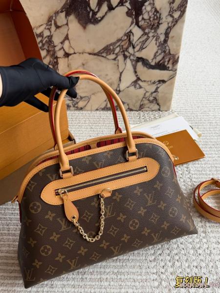 バッグ今季大人気のデザイン 販売記念価格 定番人気激安コピー 商品 販売LOUIS VUITTON 0 