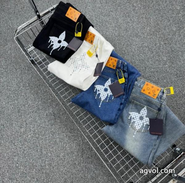 ユニセックス 限定SALE 雑誌掲載偽 ブランドジーンズLOUIS VUITTON 2