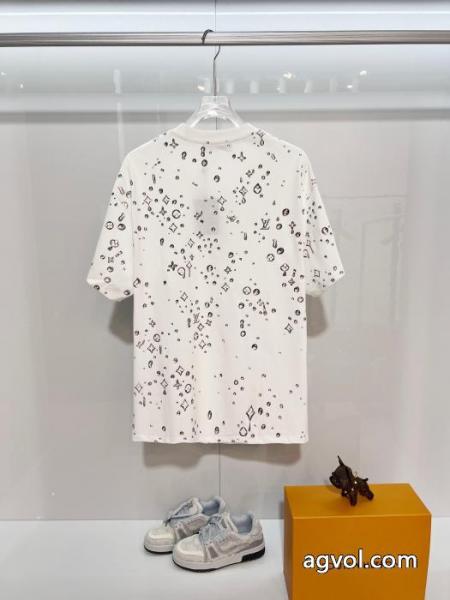 半袖Tシャツ激安 通販 ブランド即発送最新作! ディテールが可愛い 限定数限りLOUIS VUITTON 3