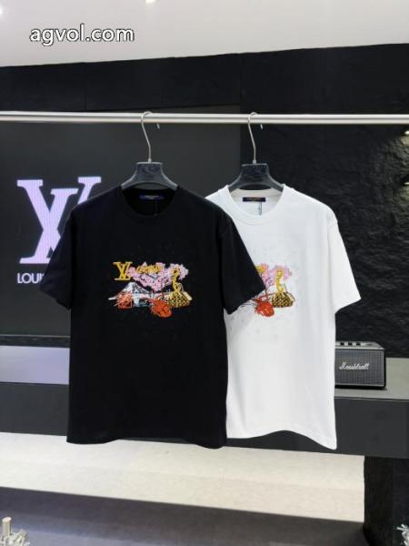 半袖Tシャツ2026大人気 一番人気 リラックスした雰囲気にLOUIS VUITTON激安 通販 ブランド 1