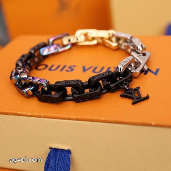 LOUIS VUITTONクラシックな雰囲気のトップス VIP価格セール 機能性が素晴らしいブレスレットコピー ブランド 優良 5 