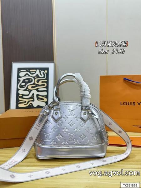 バッグLOUIS VUITTONコピー ブランドNEW!国内完売 魅惑のセクシー美 人気モデル商品 0