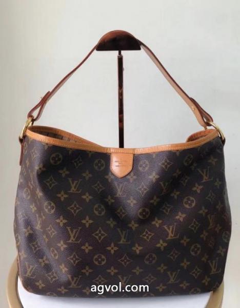 バッグ激安 ブランド海外先行発売! 型崩れしにくい 有名人の愛用品LOUIS VUITTON 2