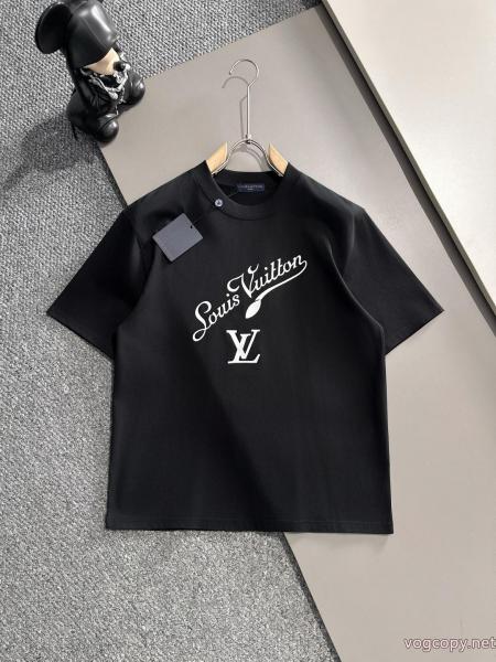 半袖TシャツLOUIS VUITTON2026の流行りの新品 今季話題の一級品 新作愛用セレブ多数ブランド コピー 通販 0