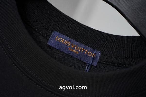 激安 通販 専門店半袖Tシャツロゴがかっこいい 爆発的通販 目立つLOUIS VUITTON 1
