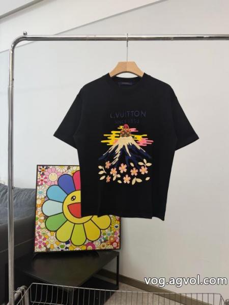 大人気ブランド シックでお洒落な 期間限定大人気商品LOUIS VUITTON半袖Tシャツスーパー ブランド コピー 0