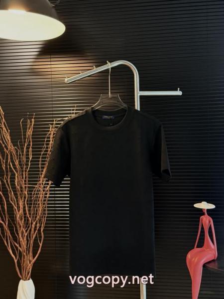 上品 2026年NEWモデル ファッションアイテムスーパー ブランド コピーLOUIS VUITTON半袖Tシャツ 5 