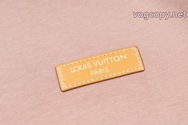 半袖Tシャツ最前線2026 今からの季節にピッタリ! 個性派 偽物 ブランドLOUIS VUITTON 1