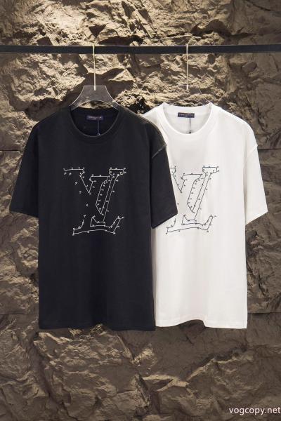 偽 ブランド サイト半袖TシャツLOUIS VUITTONスタイルアップ 大人気セール SS26限定版 0