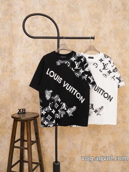 偽物 ブランドLOUIS VUITTON2026年人気満々のブランド デザイン性の高い 大人の色味 半袖Tシャツ 0 