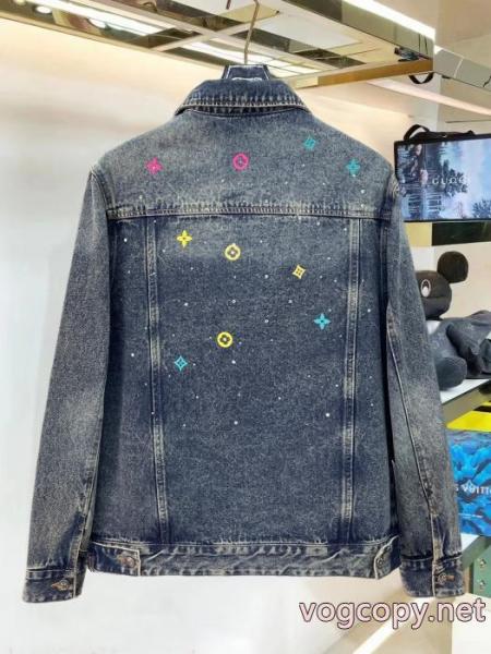 大流行中 世界が注目する 大流行中ブランド コピー 激安コートLOUIS VUITTON 1