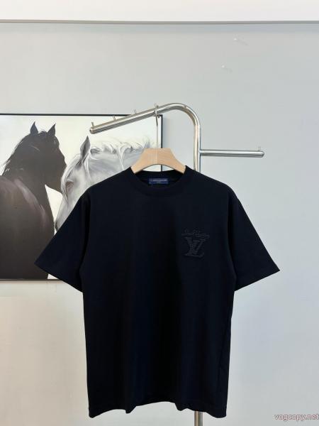 ブランド コピー 優良店半袖Tシャツお洒落アイテム シンプルなデザイン 爆買い格安LOUIS VUITTON 0