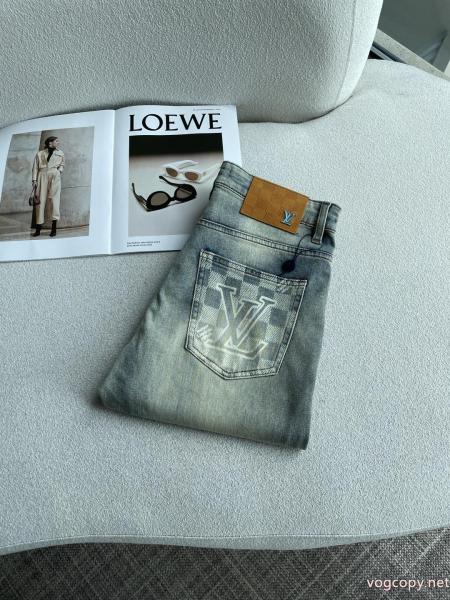 コピー ブランドロングシーズン愛用頂ける 今年もトレンド 年末年始売切必至LOUIS VUITTON ブランド ジーンズ. 0