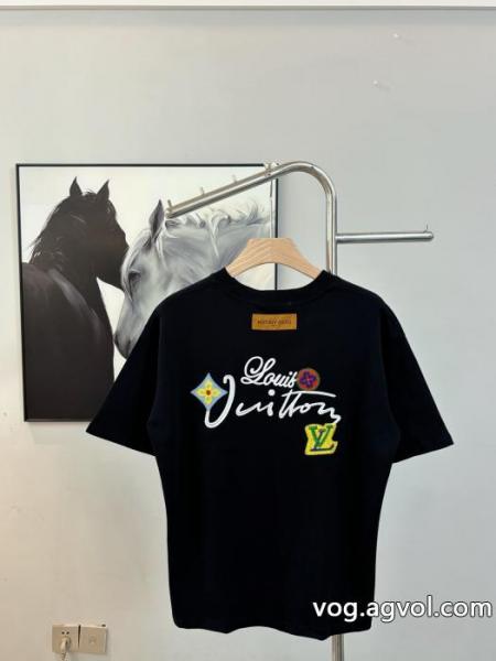 低価格 定番カラー 超希少商品半袖TシャツLOUIS VUITTON偽 ブランド 0