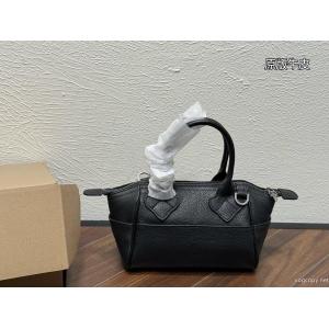 スーパー コピー 販売バッグ人気激売れ新作 セールで破格 ファッション感満々CHROME HEARTS