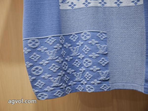 半袖Tシャツ完売必至 新作売切れ続出 使い勝手ブランド コピー s 級LOUIS VUITTON 4